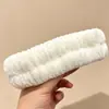 Novas tiaras infantis estilo coreano 2026, tiaras de desenho animado versáteis, acessórios de cabelo fofos e doces, tiaras de pelúcia para meninas