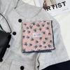 Bufanda cuadrada de algodón y lino para mujer, estilo primavera-otoño-verano, a juego con camisa, protección para el cuello, color rojo, de moda.