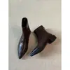 Versão em couro macio! Botas de Cano Curto Estilo Francês Bico Fino Salto Bloco Femininas Versáteis Zíper Traseiro Botas Elásticas Afuniladas Temporada Outono/Inverno