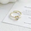 Anel Elegante de Zircônia em Forma de Coração para Mulheres, Estilo Palácio Retrô, Aberto Ajustável Doce e Cool Anel para Dedo Indicador, Joia de Mão Tendência