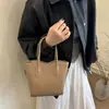 Bolsas para Mulheres 2025 Novo Estilo Bolsa de Ombro Único Transversal Porta-Moedas Celebridade da Internet Bolsa Saco de Alto Padrão Estilo Estrangeiro Cor Sólida Bolsa para o Dia a Dia