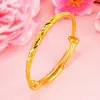 Pulsera Aro Dorado con Patrón Rizado de Herencia Antigua para Mujer Oro de Arena Vietnamita Caja de Regalo de Empuje y Tirón