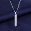 Collar coreano cilíndrico con incrustaciones de diamantes en vivo de Douyin, colgante blanco de alta gama para mujer, cadena de clavícula de circonio con microincrustaciones de diamantes.