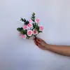 Ramo Artificial de Rosa de Eucalipto Decoración de Boda para el Hogar Flor de Plástico Flor Artificial Decoración 10 Rosas Pequeñas