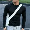 Camiseta atlética de manga larga estilo americano con jacquard sin costuras y estampado de tiburón para hombre, con elasticidad, corte ajustado, tejido transpirable de secado rápido, diseñada para correr y entrenar