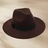 Sombrero de fieltro plano de ala corta, color liso, versátil, estilo callejero europeo y americano, lana sintética, estilo retro británico, sombrero de jazz con logotipo personalizado
