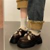 Zapatos de cuero con forro polar y suela gruesa de estilo británico para mujer, otoño e invierno 2024, nuevos mocasines franceses combinables, zapatos Mary Jane de algodón