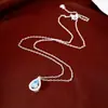 Collar con colgante de gota de agua de circonita, pulsera y collar simples y elegantes, juego con una sensación lujosa y de alta gama, joyería de diseño versátil y elegante para mujeres