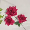 Rosa artificial de 3 cabezas con borde rizado, arreglo floral de decoración de boda en relieve estilo europeo, rosa de esquina texturizada