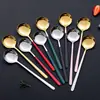Cuchara de acero inoxidable 304 estilo coreano para uso doméstico, cuchara redonda popular, engrosada para comer, mezclar y servir arroz, disponible para venta al por mayor con impresión de logotipo