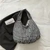 Bolso de hombro retro a cuadros estilo coreano, bolso de hombro de gran capacidad, bolsa de compras ligera, bolsa de compras versátil, bolso de mano para debajo del brazo