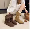 Nueva colección de otoño 2026 para mujer: Botines de estilo vaquero retro, modernos y versátiles, perfectos para el uso diario.