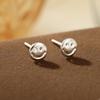 Pendientes de plata esterlina S999 bajo el árbol baniano, hechos a mano, con orificio para la oreja para uso diario, antibloqueo, simples, sin decoloración, mini clavos para el hueso de la oreja.