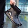 Botas de lluvia para hombre, botas de lluvia cortas, botas de pesca al aire libre para hombre, zapatos de agua antideslizantes y resistentes al desgaste, zapatos de goma de moda que combinan con todo.