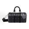 Donkey Home Transfronterizo Nuevo Hombres Guerrero Negro 25 Bolsa Almohada Campanilla Bolso de Hombro Cruzado Moda Casual Envío Directo de Fábrica