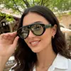 Óculos de Sol de Moda Europeia e Americana com Armação Grande, Óculos Versáteis Estilo Rua Punk Hip-Hop Personalizados, Óculos da Moda de Celebridade da Internet