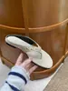 Sandalias de Moda Chuyuji de Nicho con Tachuelas y Clip para Dedo del Pie para Mujer 2026 Nuevo Estilo de Verano Estilo Vacacional Planas Antideslizantes para Exteriores