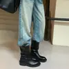 Botas de cuero de estilo británico con tacón grueso hasta la mitad de la pantorrilla con aumento de altura de 5 cm ~ botas de equitación texturizadas de punta redonda desgastadas hasta la mitad de la pantorrilla para mujer
