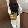 Linda bolsa de mano Hello Kitty para niños, nueva bolsa cruzada con estampado de leopardo 2026, bolso de hombro versátil estilo coreano para niñas
