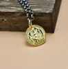 Colgante de Plata de Ley S925 Chapado en Oro Amarillo Dios de la Riqueza para Hombres y Mujeres Combinación Perfecta Moda Simple Estilo de Alto Temperamento Diseño de Nicho