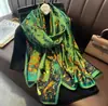 Nueva Bufanda Protectora Solar de Verano para Mujer Satén Brocado Li Estampado Chal Largo Decoración Exterior Bufanda de Madre Toalla de Playa