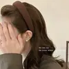 2026 Nuevo Estilo Diadema de Mujer Plisada de Ala Ancha Sensación de Alta Gama Cubre la Parte Superior del Cráneo Hace que la Cara se Vea Más Pequeña Cubre la Raya del Cabello Pinza para el Cabello Accesorio para el Cabello