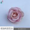 Cabeza de flor búlgara, rosa retro americana, fondo para decoración al aire libre, flores artificiales, conjunto de centro comercial, flor falsa