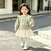Nueva colección de otoño: Conjunto de ropa infantil de conejito con estampado completo, vestido tipo dos piezas con falda de malla y suéter para niñas