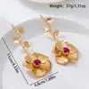 Pendientes de Flor Incrustada de Moda de Nicho de Alta Gama de Venta Caliente Transfronteriza Adecuados para que las Mujeres los Usen en Vacaciones Diarias y Fiestas