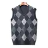 Chaleco de lana con cuello en V para otoño e invierno, chaleco de punto grueso sin mangas para hombre con patrón de rombos, se usa debajo de un suéter de jacquard, chaleco de hombre