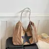 Bolsa tote grande transfronteiriça para mulheres, nova tendência outono 2026, bolsa de mão casual leve para o dia a dia, bolsa de ombro e transversal