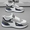 Nuevos Zapatos de Malla Transpirables para Hombre Estilo Papá Versátiles Deportivos Casuales de Moda Zapatos Cómodos de Suela Gruesa para Hombre Venta al por Mayor