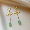 Nuevos Pendientes de Abanico con Perla y Circonita Estilo Chino para Mujer Pendientes de Botón de Lujo Ligero de Alta Gama Estilo Chino Temperamento de Nicho Joyería Versátil para Orejas