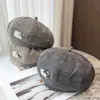 Boina listrada com laço estilo japonês para mulheres, doce, fofa, artística, versátil, chapéu de pintor de nuvens, moderno