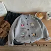 Cárdigan de Punto para Niños y Niñas Ropa de Otoño 2025 Nuevo Chaqueta Top de Punto Bordado de Dibujos Animados para Niños Pequeños y Medianos Versátil