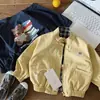 Jaqueta infantil reversível, novo estilo primavera/outono 2026, cardigã xadrez para crianças pequenas, jaqueta de bebê de desenho animado da moda, estiloso para meninas
