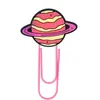 Regalo creativo y elegante de papelería para estudiantes DIY, clips para papel de metal serie planeta de dibujos animados, marcapáginas, clips para papel en forma de U