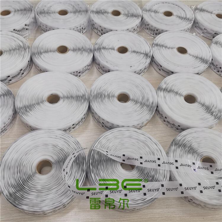 abc08965a69410d3aee7ac18cd8cc1