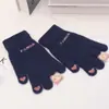 Nuevos guantes de invierno más terciopelo acolchado pantalla táctil guantes cálidos al por mayor guantes de peluche de panda tejidos para mujer lindos