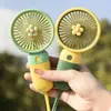 Mini ventilador de mano se puede llevar a clase, recargable, viento fuerte, potente ventilador de mano de fruta