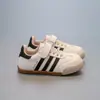 Zapatos casuales de lona para niños y niñas, suela suave, para primavera y otoño, zapatillas blancas, con velcro antideslizante, calzado deportivo infantil para estudiantes