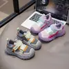 Zapatos Deportivos Infantiles 2026 Modelo Nuevo Primavera/Verano Zapatos Transpirables de Malla Hueca para Niños Pequeños, Zapatos de Marco para Niñas, Zapatos para Niños Medianos y Grandes