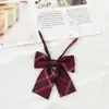 Corbata JK a cuadros rojos para mujer, estilo universitario, camisa de estudiante, uniforme, rojo amaranto, informal, sin cordones, accesorios de árbol de espino