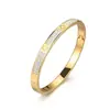 Pulseiras Transfronteiriças Europeias e Americanas de Aço Inoxidável Trevo de Quatro Folhas Diamante Pulseiras de Aço Titânio para Mulheres Temperamento de Alto Padrão Pulseiras Femininas que Não Desbotam