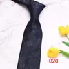 Corbata de negocios de cuero de 8 cm a rayas en stock corbata de poliéster para hombre jacquard negocios corbata vintage fabricantes suministro