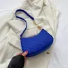 Bolso pequeño para mujer moda primavera temprana 2024 bolso de hombro retro bolso cruzado de moda simple bolso de axila estilo western bolso de mujer