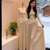 Estilo retro francés, atuendo súper elegante: un conjunto completo de suéter, cárdigan, pantalones casuales de punto de pierna ancha, conjunto de dos piezas para mujeres petite