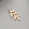 Cor de preservação de cobre banhado 14k ouro real oval oco tridimensional pequeno pingente Bee brincos artesanais acessórios de material de pulseira