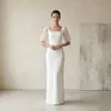 Al por mayor transfronterizo vestido de novia luz blanca cuello cuadrado simple estilo nuevo lujo ligero vestido para ceremonia de compromiso estilo Mori temperamento moderno
