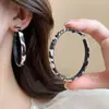 Pendientes de Aro Plateados con Colgante Irregular de Resina en Forma de Gota de Agua Estilo Hong Kong Personalidad Versátiles Pendientes de Moda con Temperamento para Mujer Venta al por Mayor